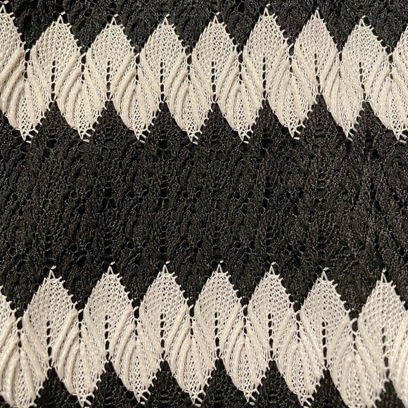 Macy’s Bar III stripped dress - Picture 8 of 8